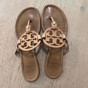 Tory Burch sand patent brown miller sandals sz 7.5